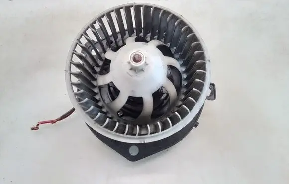 Iveco Daily 35.8 - 9 Heater fan/blower 197630200