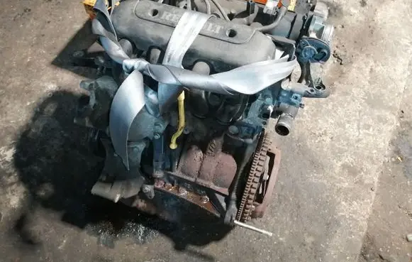 Renault Clio II Engine