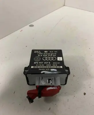 Audi A4 S4 B7 8E 8H Light module LCM 8P0907357B 5LA00837900