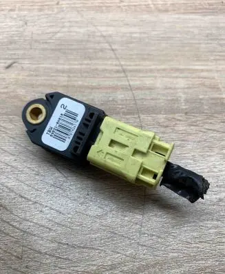 Toyota Yaris Airbag deployment crash/impact sensor 898310H010