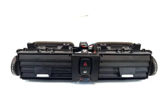 BMW 3 GT F34 Dash center air vent grill 9218552 508835
