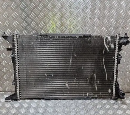 Audi A4 S4 B8 8K Coolant radiator 0139960 8K0121251R