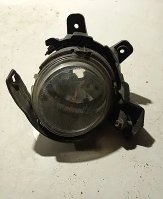 KIA Carens II Front fog light