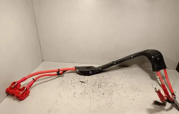 Jaguar XE Positive cable (battery) HX7314300DA