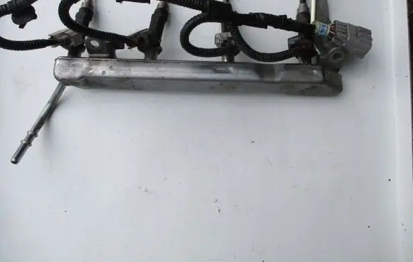 Toyota Yaris Fuel main line pipe 112KM