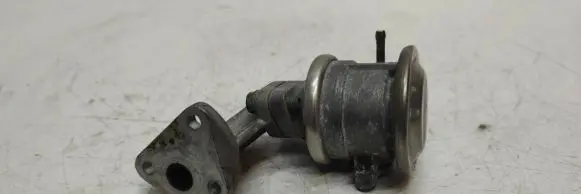 Audi A6 S6 C5 4B EGR valve 06C131102