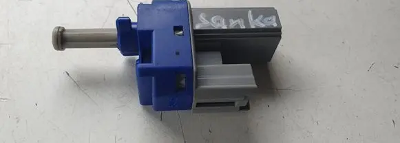 Clutch pedal sensor