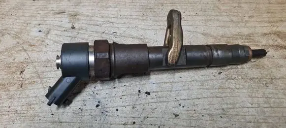 Volvo S40, V40 Fuel injector 0445110146