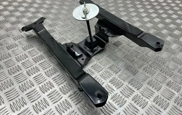 Chrysler Pacifica Spare wheel mounting bracket 68381548AA