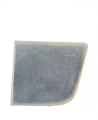Rear fender molding trim