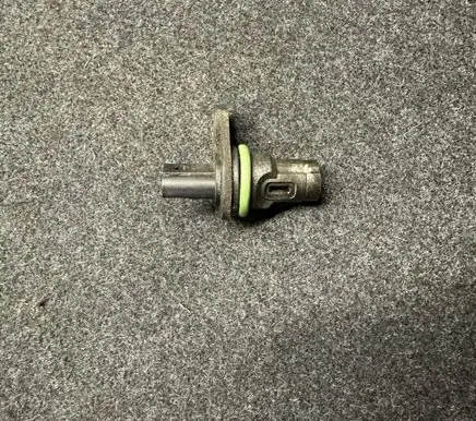 BMW 5 F10 F11 Camshaft position sensor 7525014