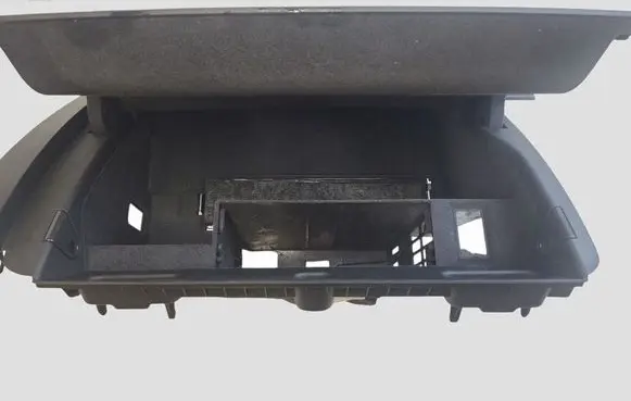 Audi A3 S3 8V Glove box 4524618 1104875X T0503978
