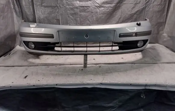 Renault Laguna II Front bumper