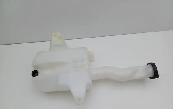 Ford Mondeo Mk III Windshield washer fluid reservoir/tank 1S7117618AB