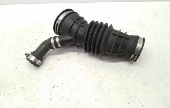 Ford Mondeo MK V Intercooler hose/pipe DS739R504MB