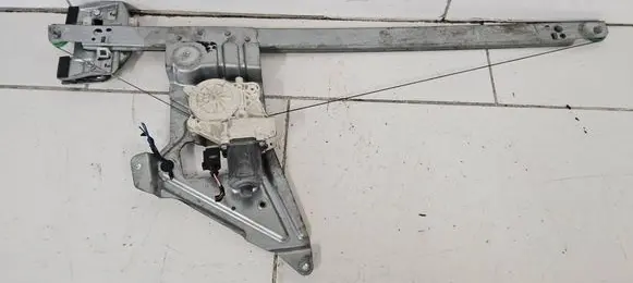 Mercedes-Benz Sprinter W906 Front door electric window regulator A9067200146 ZGS013