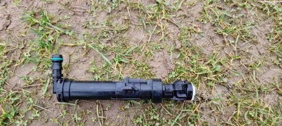 Mercedes-Benz GLK (X204) Headlight washer spray nozzle MT14881398