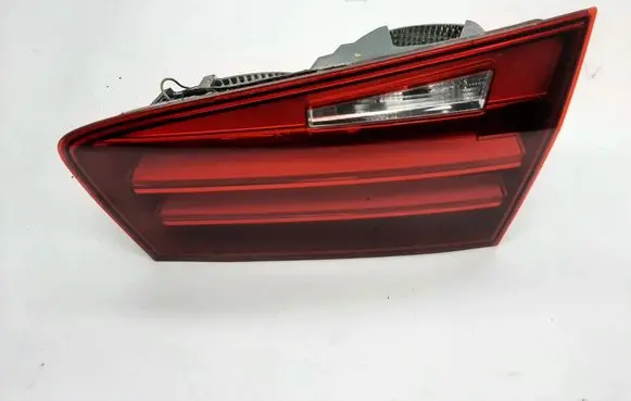 BMW 5 F10 F11 Tailgate rear/tail lights 7370348