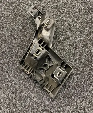 Mercedes-Benz GLE (W166 - C292) Front bumper mounting bracket a1668805803