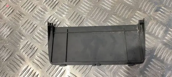 Steering wheel column trim