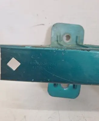 Renault Trafic II (X83) Fender mounting bracket