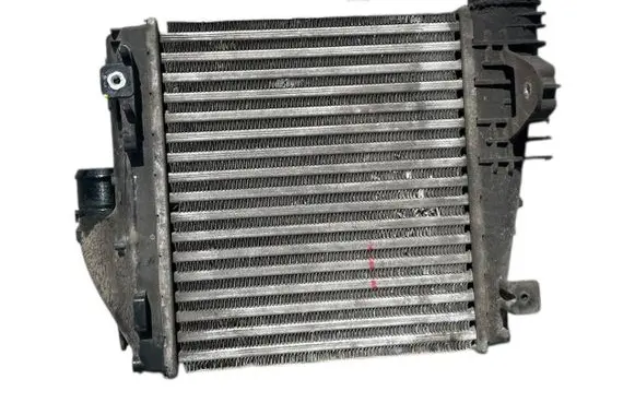 Citroen C4 II Picasso Intercooler radiator p9675627980