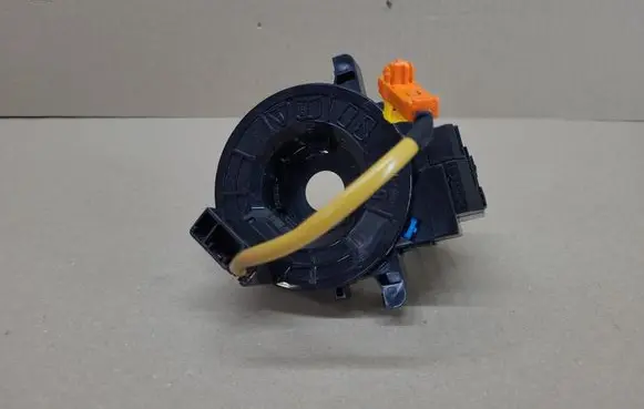 Toyota Prius+ (ZVW40) Airbag slip ring squib (SRS ring) 8924574010