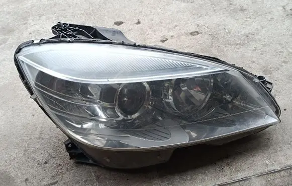 Mercedes-Benz C W204 Headlight/headlamp