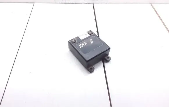Opel Zafira B Tow bar trailer control unit/module 10R022376