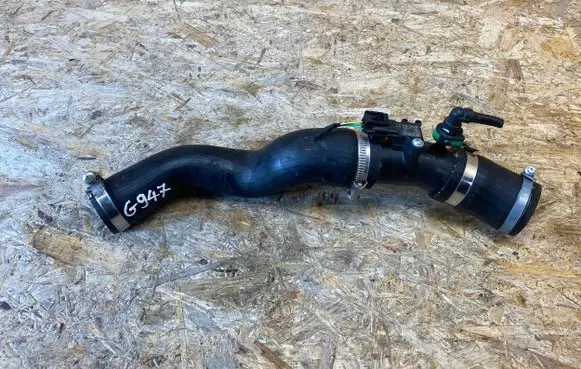 Ford Fiesta Intercooler hose/pipe C1B16F075AE