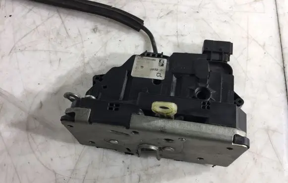 Peugeot Boxer Front door lock 1342155080