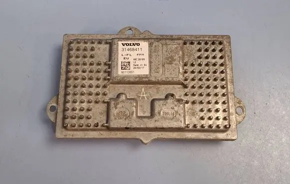 Volvo XC90 Headlight ballast module Xenon 31468411 90112651 L90112254