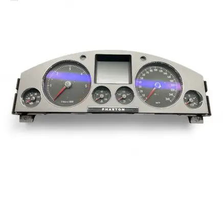Volkswagen Phaeton Speedometer (instrument cluster) 3D0920882N
