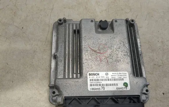 Mitsubishi Lancer VIII Engine control unit/module 0281014586 1039S23766 1860A579