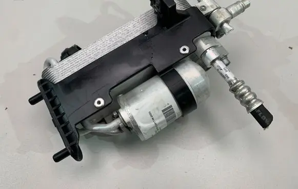 BMW 6 G32 Gran Turismo Air conditioning (A/C) air dryer 9109858