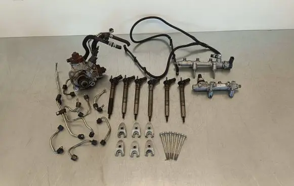 Audi A6 Allroad C7 Fuel injection system set 0445010677 059130755CB