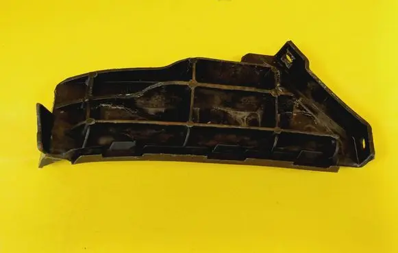Front bumper mounting bracket