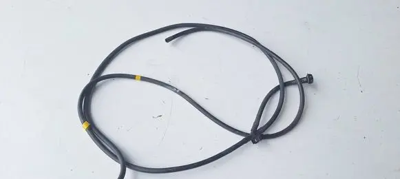 Windshield washer spray nozzle