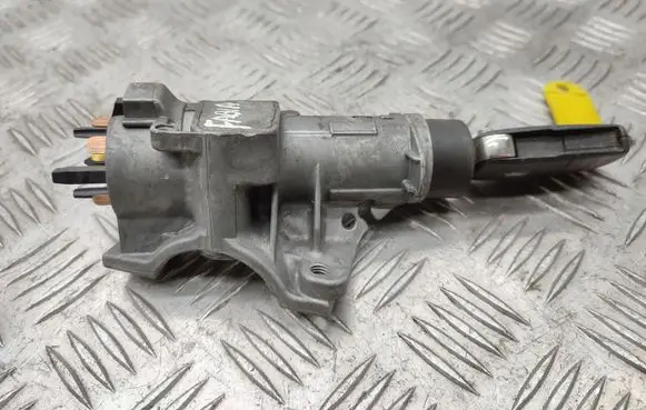 Skoda Fabia Mk2 (5J) Ignition lock 4B0905851C