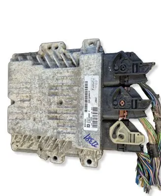 Ford C-MAX II Engine control unit/module ECU AV6112A650YF S180133002F