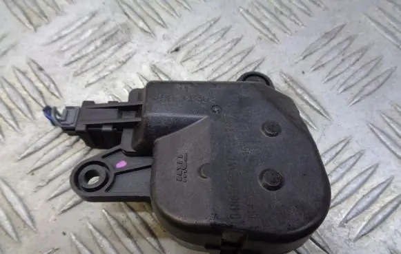 Chrysler Grand Voyager IV Central body control module 04885465AA