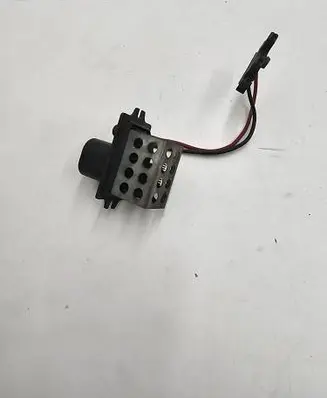 Heater blower motor/fan resistor