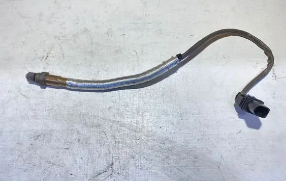 Mercedes-Benz C W205 Lambda probe sensor A0005423100