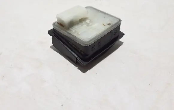 Mercedes-Benz E W214 Fuel tank cap lock A0008208012