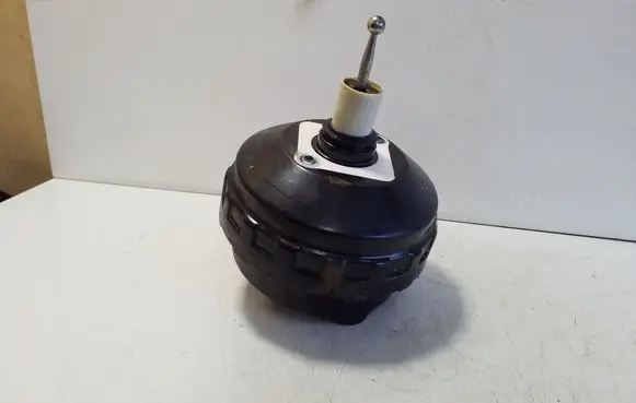Audi Q3 8U Brake booster 5N2614105F