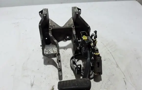 Volvo S90, V90 Brake pedal 31381854