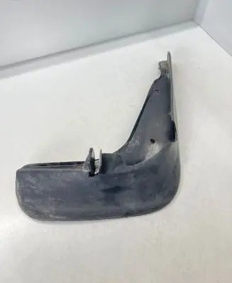 Volkswagen Golf Plus Front mudguard 5M0075112