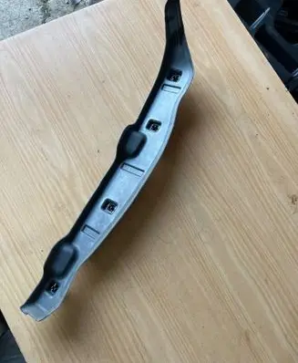 BMW 5 G30 G31 G38 Fender end trim 7352222 7480031100 21450510