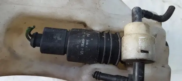 Windscreen/windshield washer pump