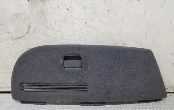 Audi A3 S3 8L Trunk/boot lower side trim panel 8L0863989B